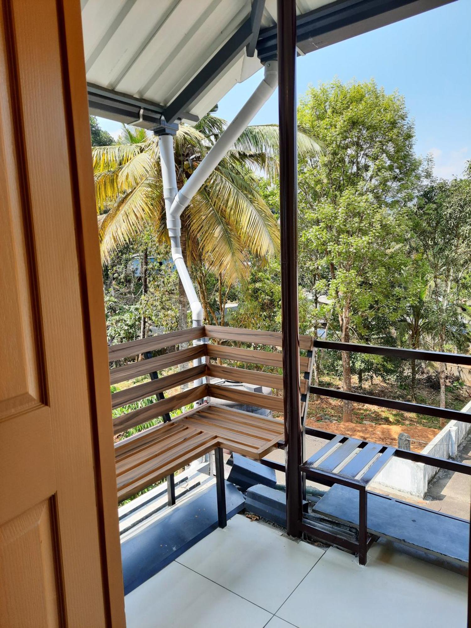 Oriole Homestay Thekkady Zewnętrze zdjęcie