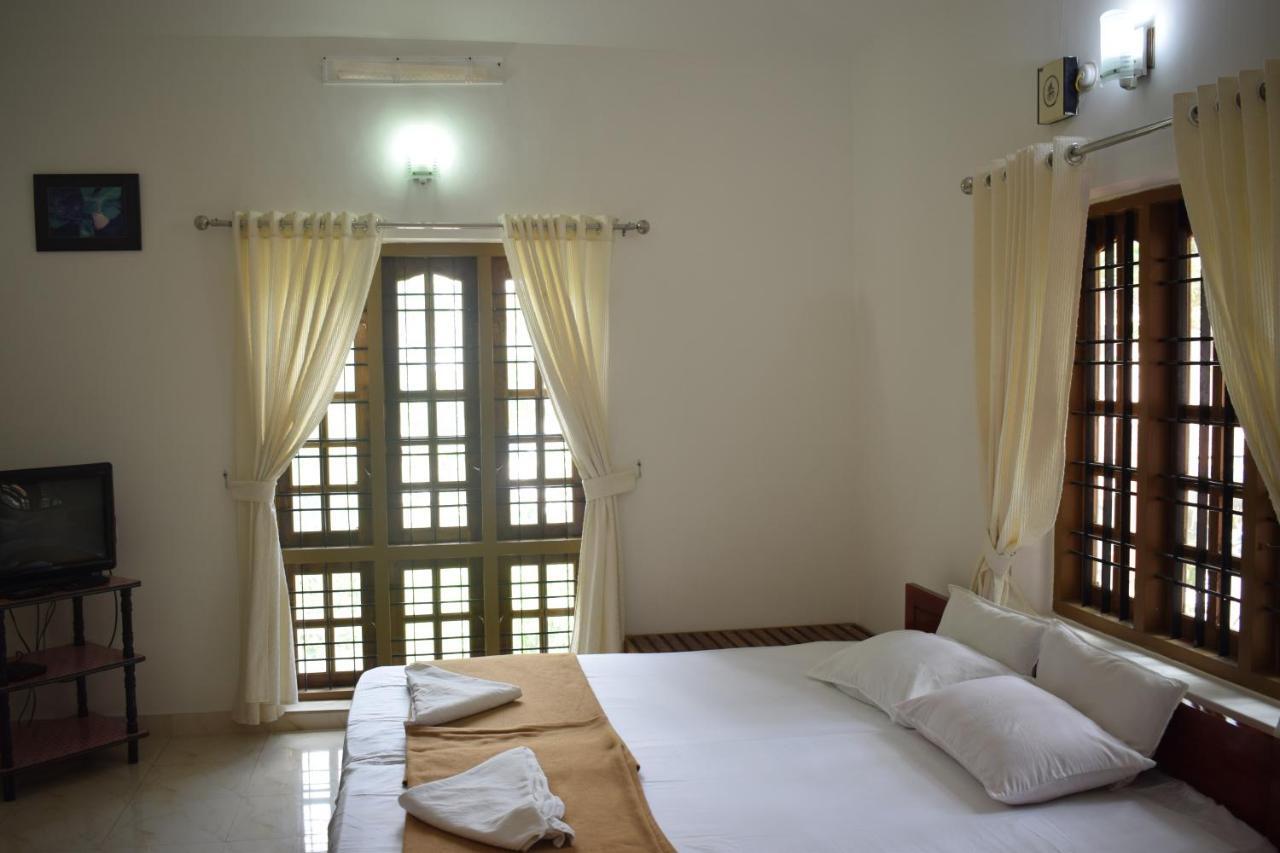 Oriole Homestay Thekkady Zewnętrze zdjęcie